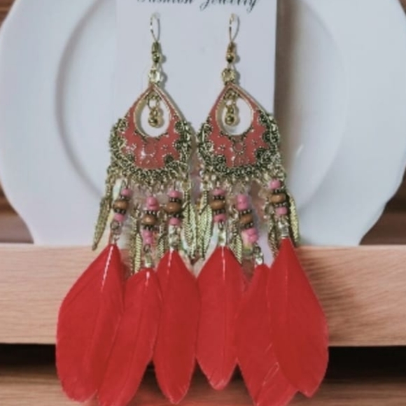 Feather earrings for women, vintage bohemian style with dreamcatcher .5 Inches - Picture 5 of 6